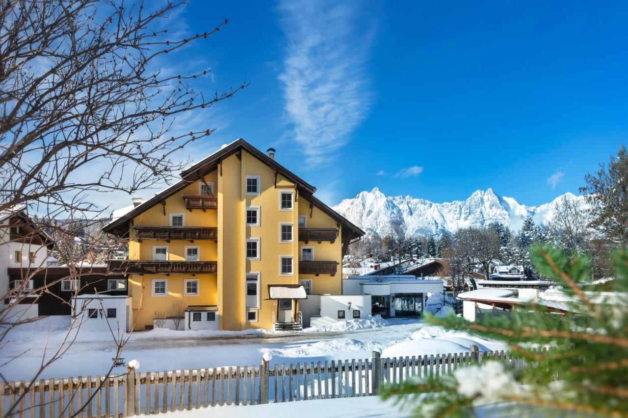 Alpenhof Hotel Seefeld in Tirol Exterior photo